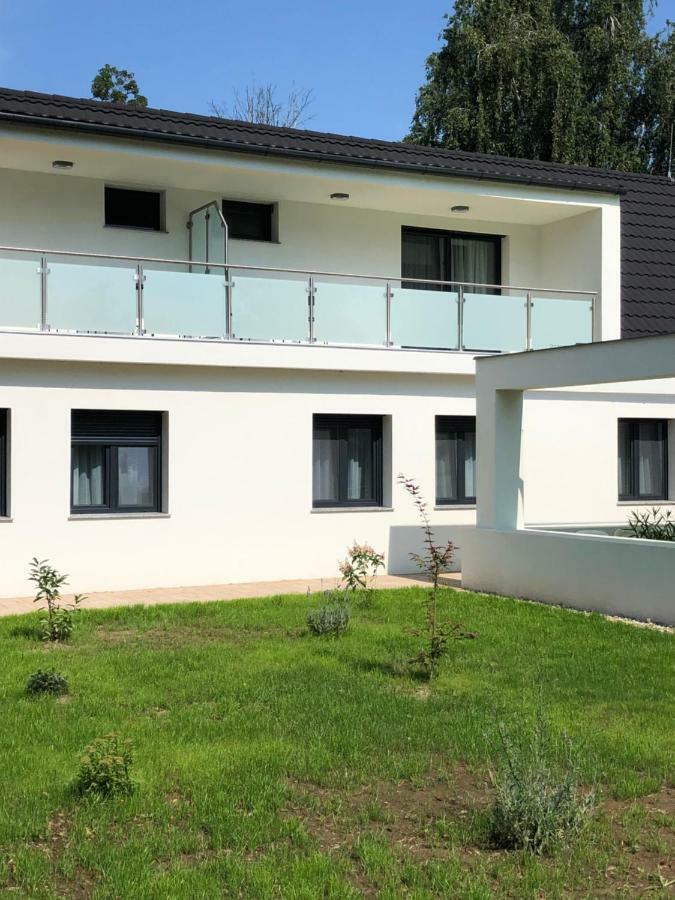 Hotel Duna Vendeghaz Fadd-Dombori Exteriér fotografie